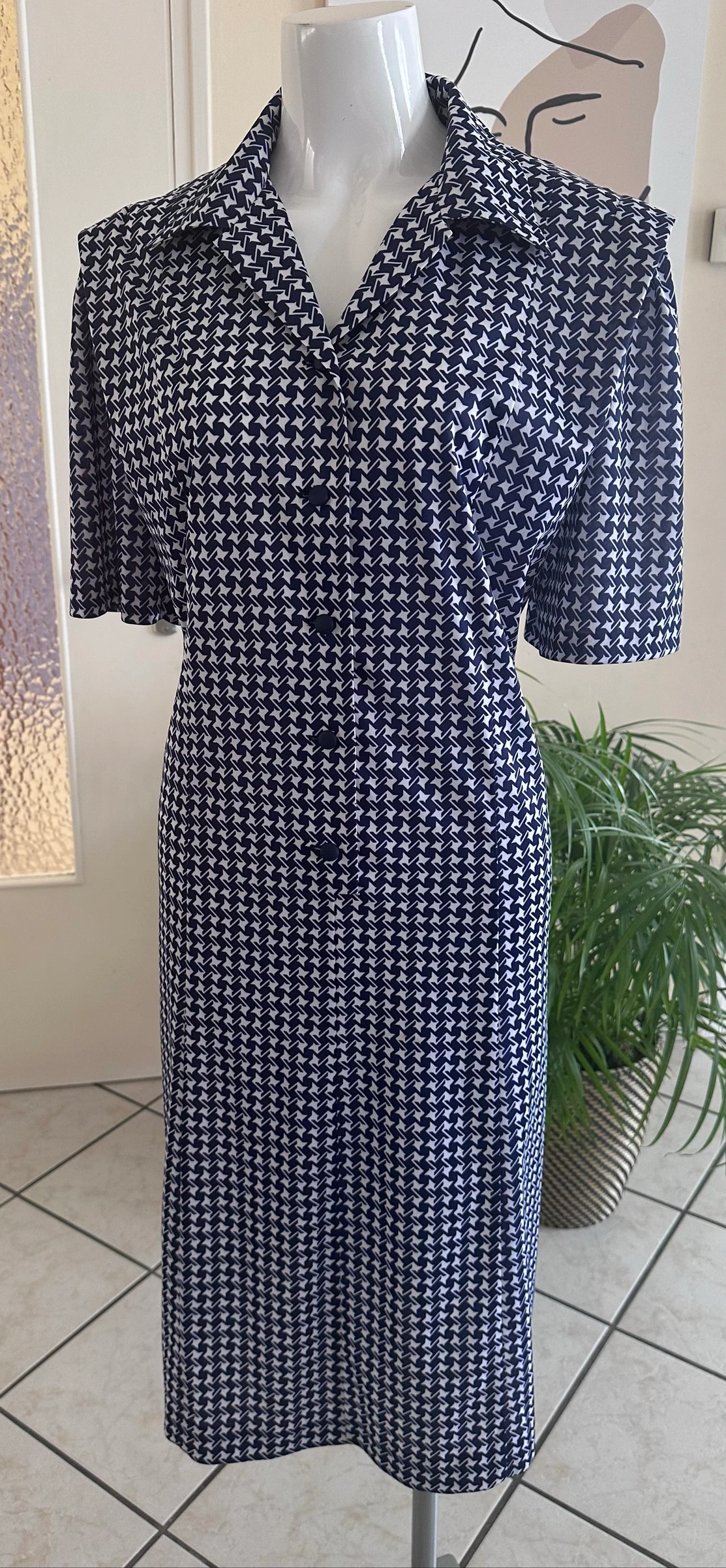 Robe Vintage Imprimée Bleu Marine et Blanc T48/50 – État Irréprochable
